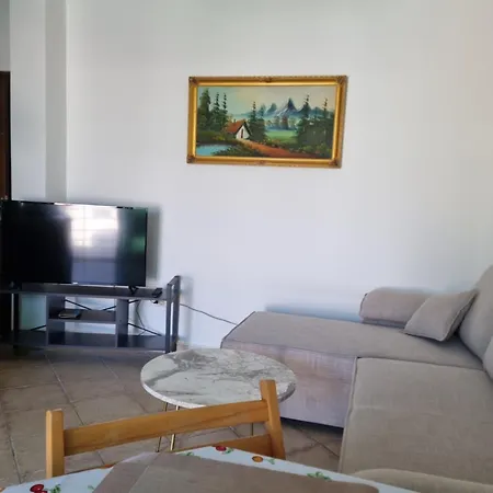 Seashore Serenity Apartment